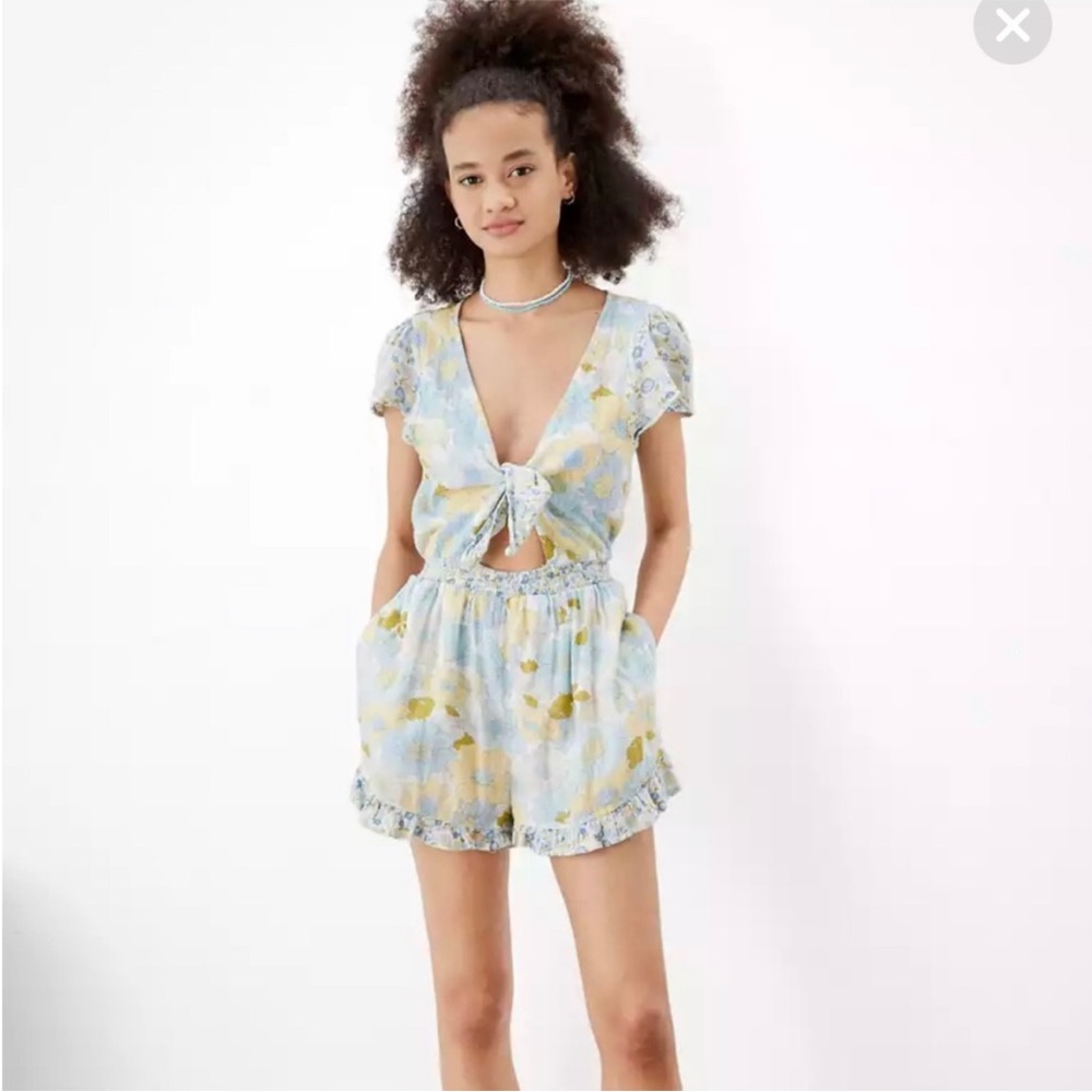 American Eagle Tie-Front Floral Romper